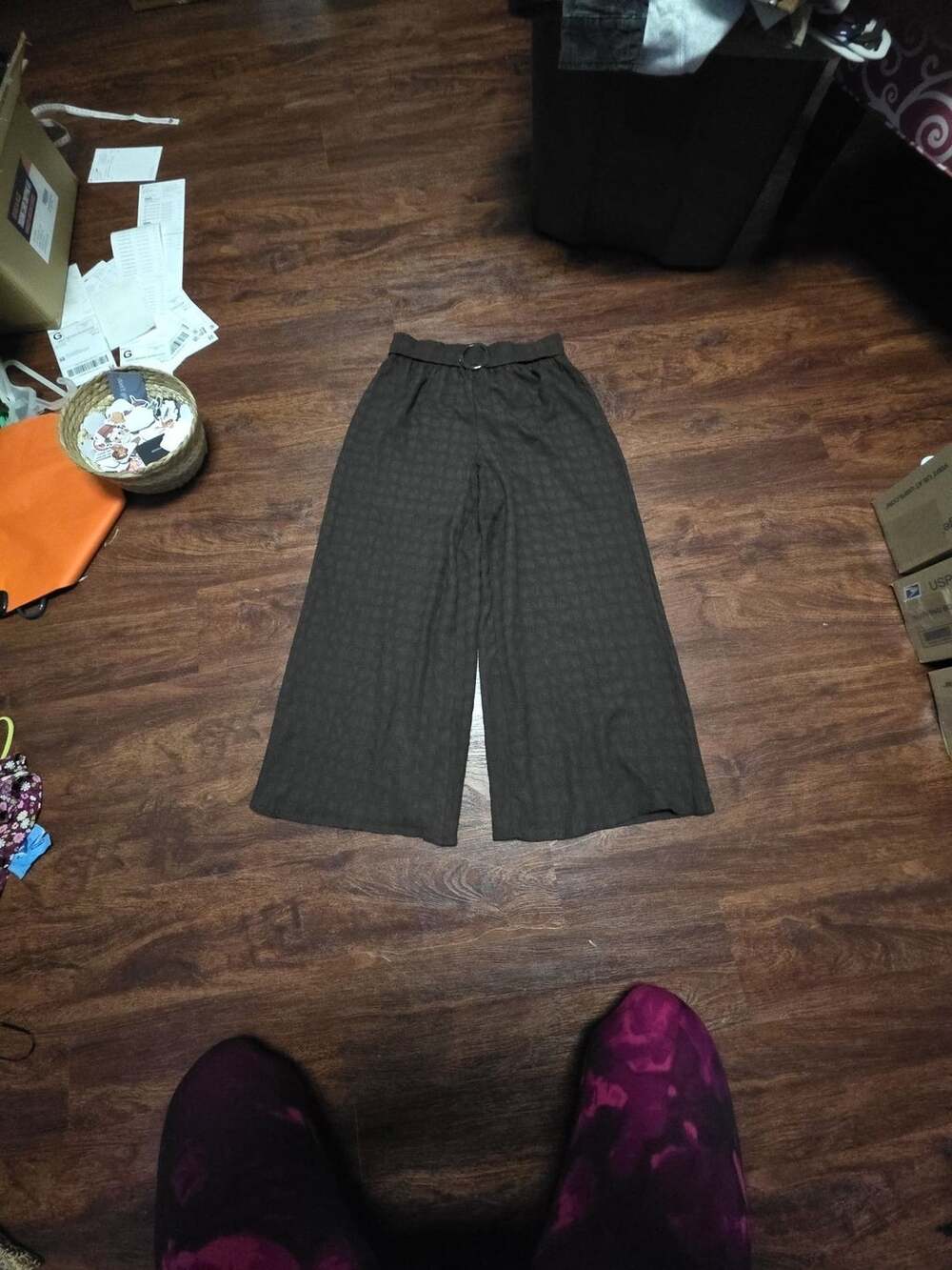 Carolyn Taylor Brown Textured Honeycomb Elastic Waistband Wide Leg Pants with O-